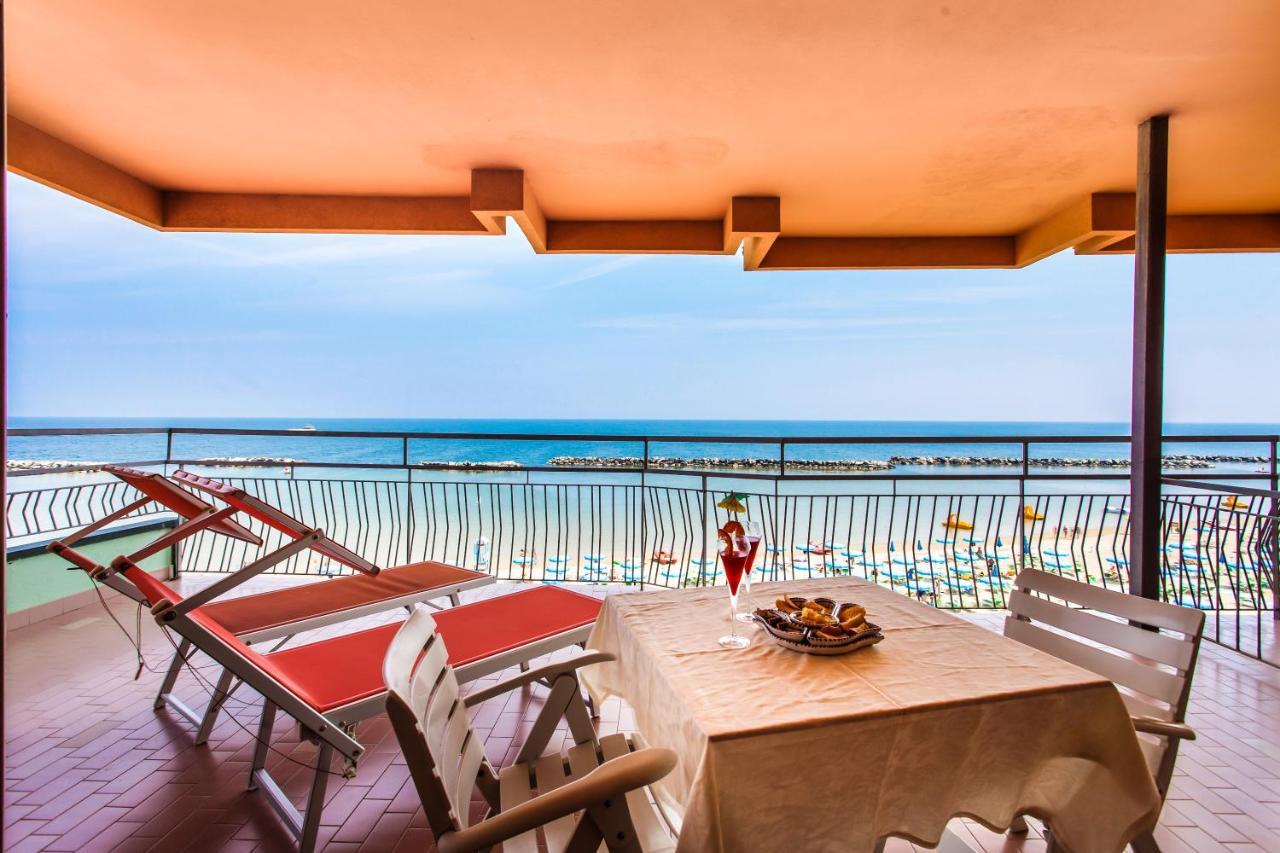 Cola Frontemare Hotel Bellaria-Igea Marina
