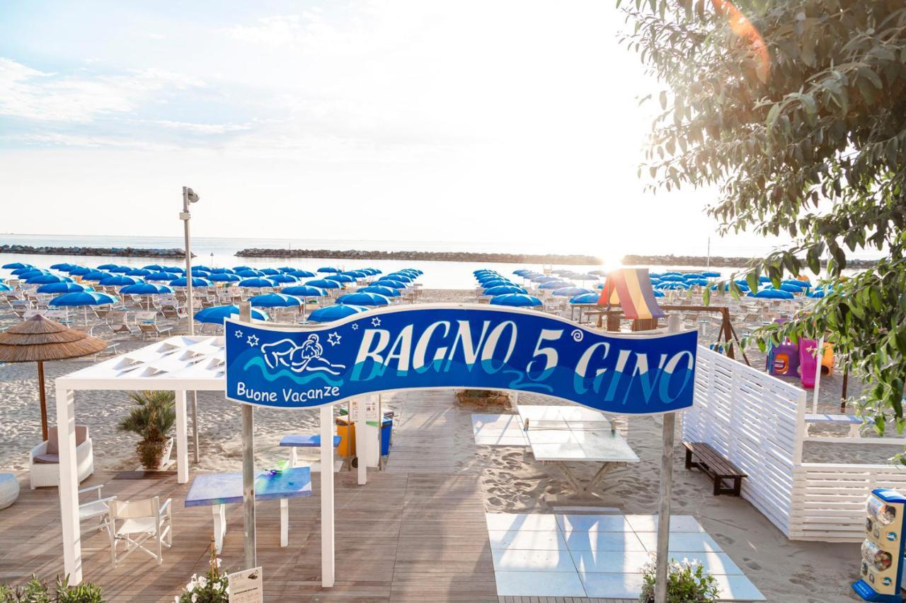 Cola Frontemare 3*