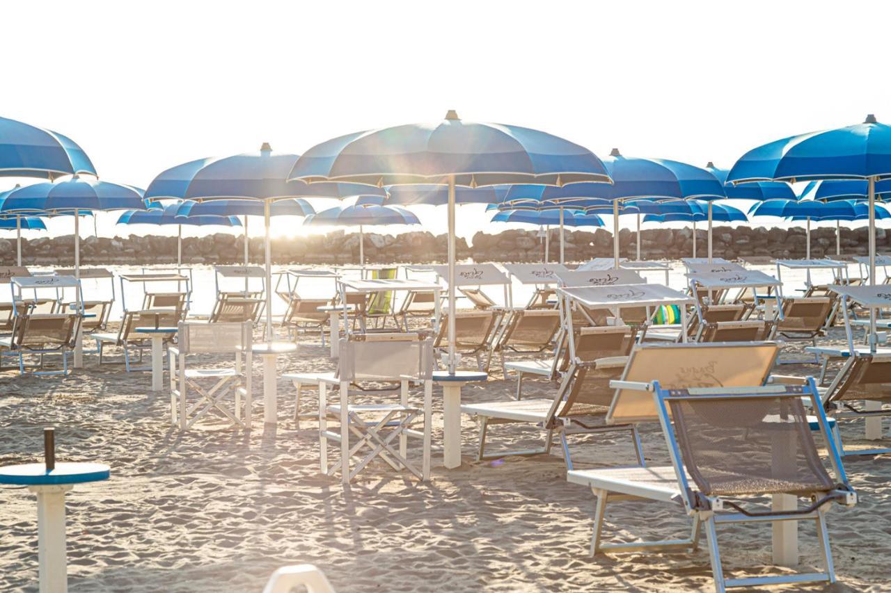 Hotel Cola Frontemare Bellaria-Igea Marina