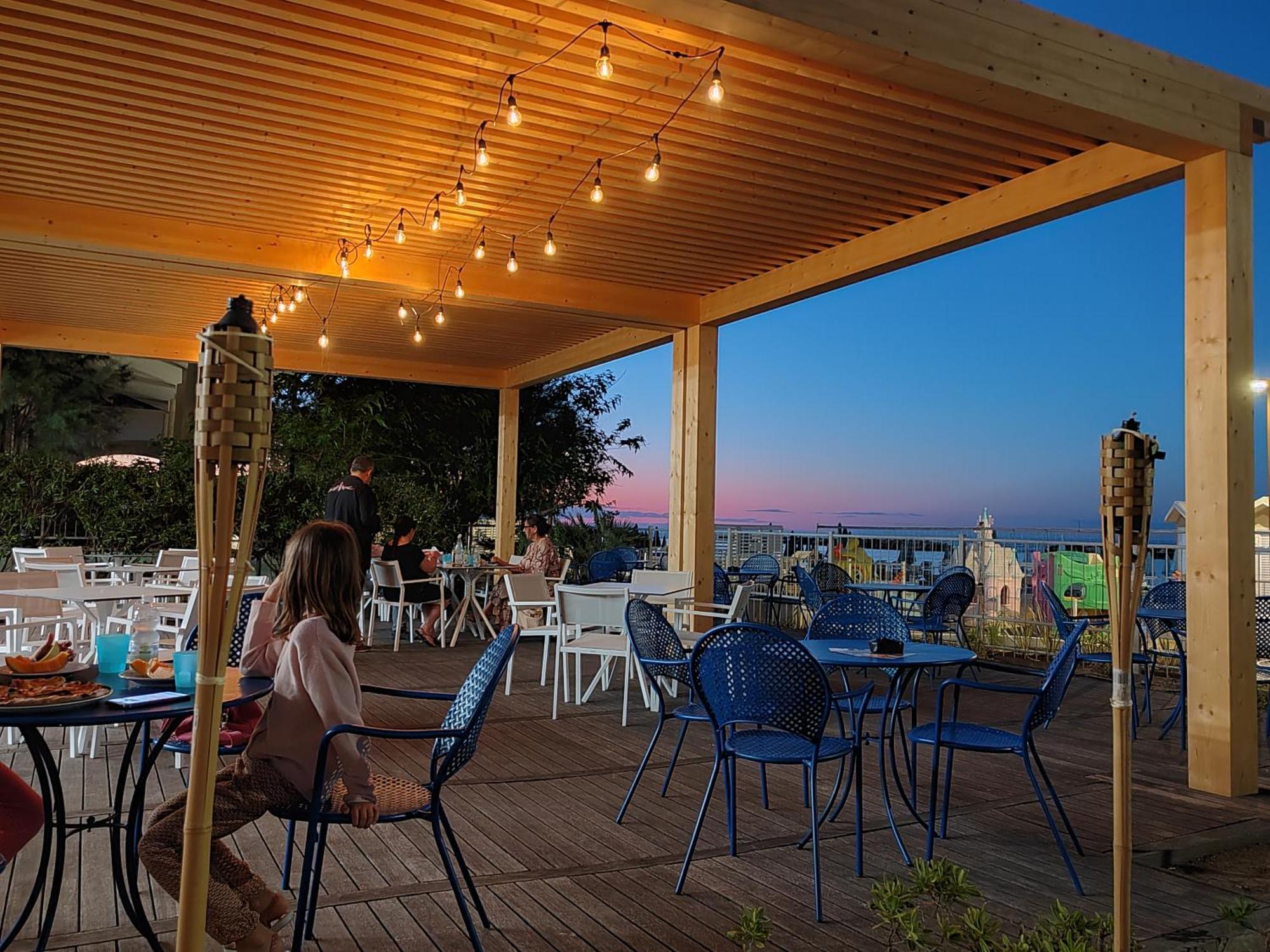 Cola Frontemare Hotel 3*