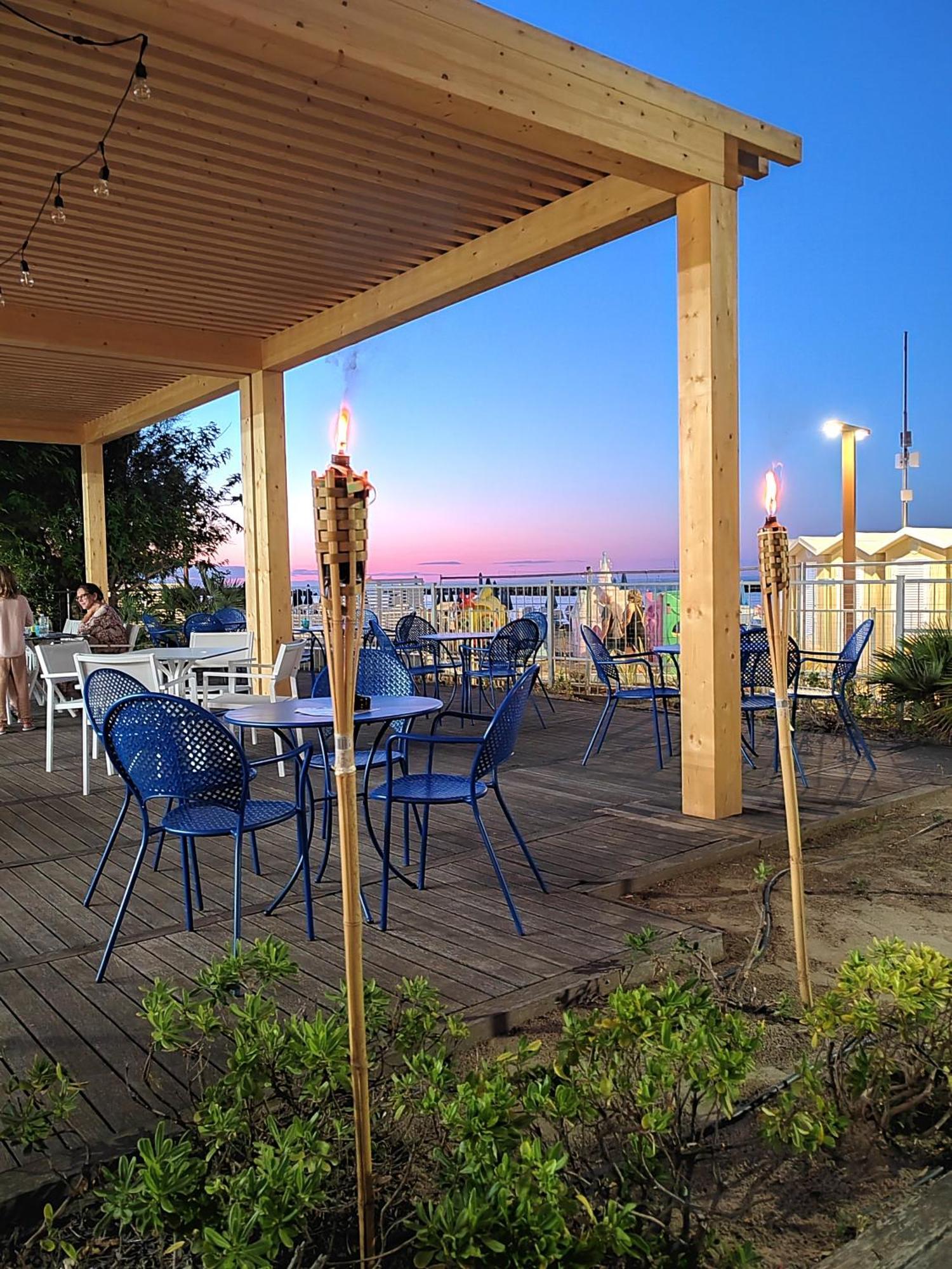 Cola Frontemare 3* Bellaria-Igea Marina
